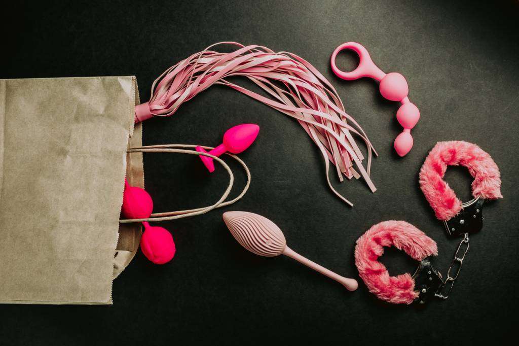 sextoys pour couple, vie sexuelle, avantage des sextoys, jouets intimes, utilisation à deux