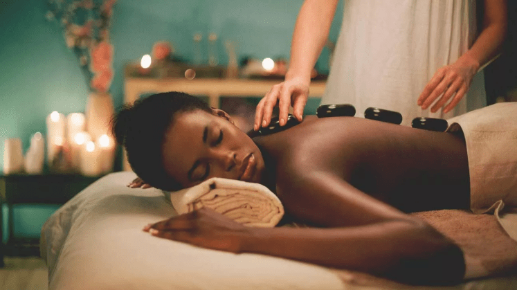 massage pierres chauffantes