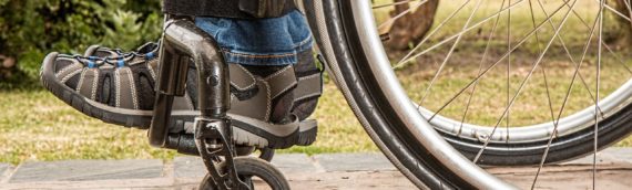 Comment choisir un monte-escalier extérieur pour personnes handicapées ?